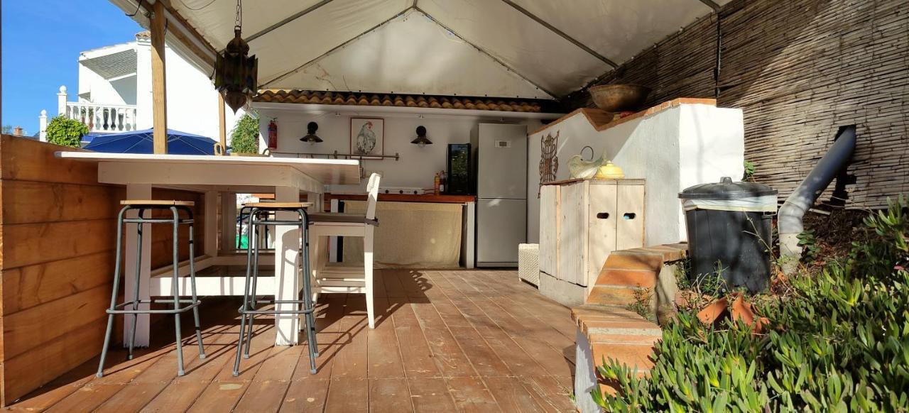 Campo Agave Luxury Tents Sayalonga Quarto foto